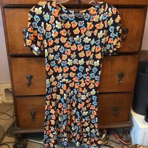 90s-Inspired Flower Skater Dress w/laced back